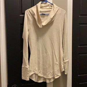 Columbia thermal top